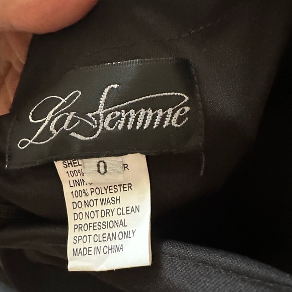 NWOT La Femme - 29312 Halter Open Back Jersey Short Prom Dress Sz 0 - Picture 3 of 6